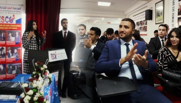 1375403558-17a3357cae5865ceb3816ca4dc33bf1560cfa102e6bd8291641ded1c2343c822-d_960x540